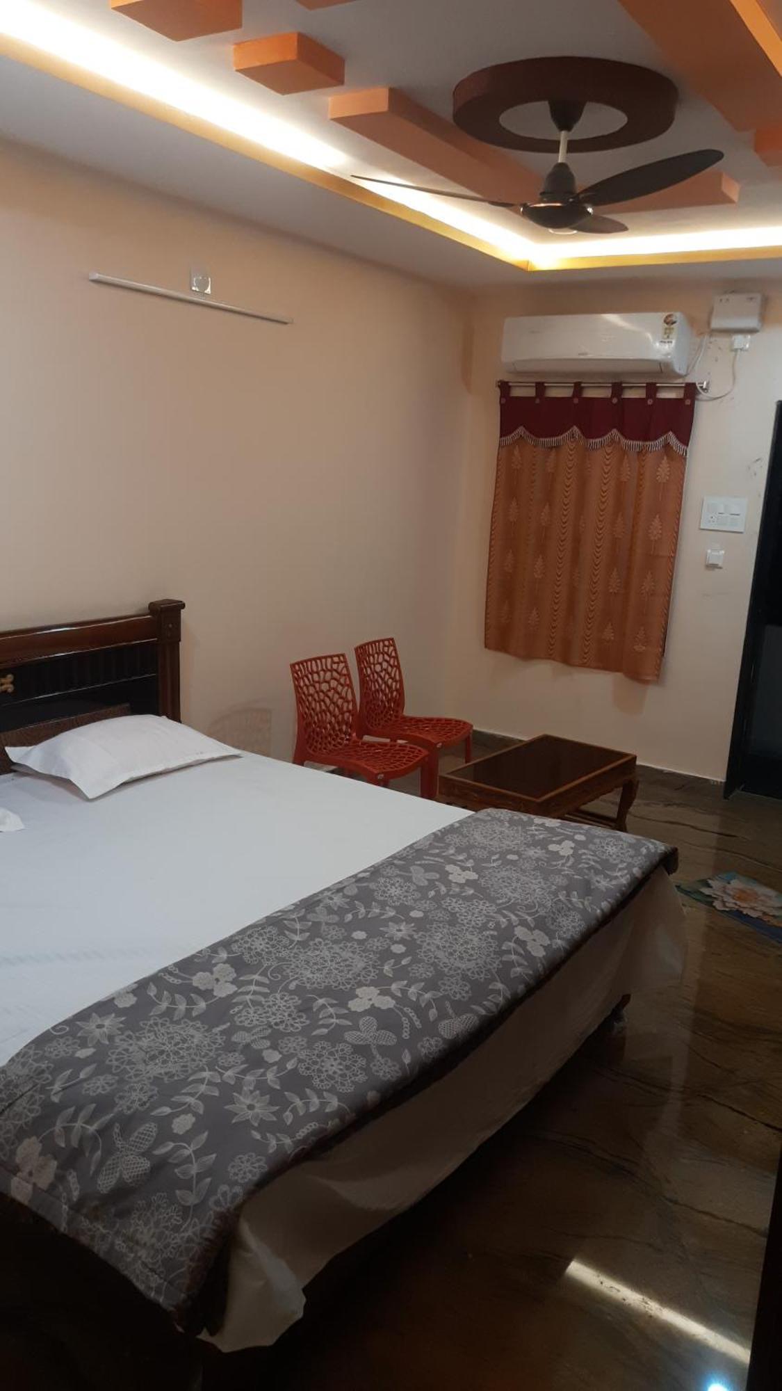 Jaya Sri Rama Lodge Бадрачалам Екстериор снимка